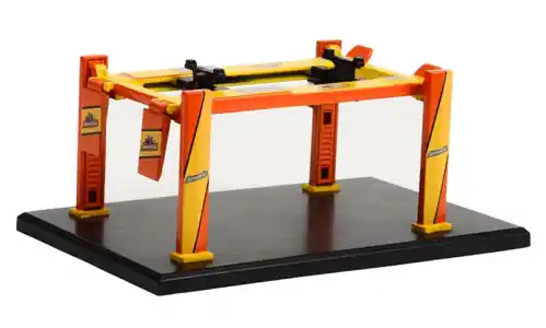 - Four-Post Lift, ArmorAll, 1 64, Greenlight - Bestseller
